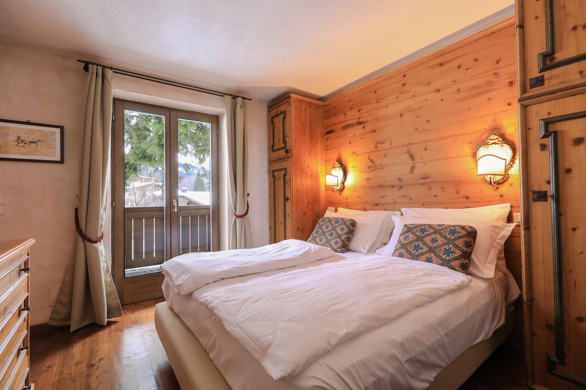 Hotel Perla Madonna di Campiglio Exterior photo