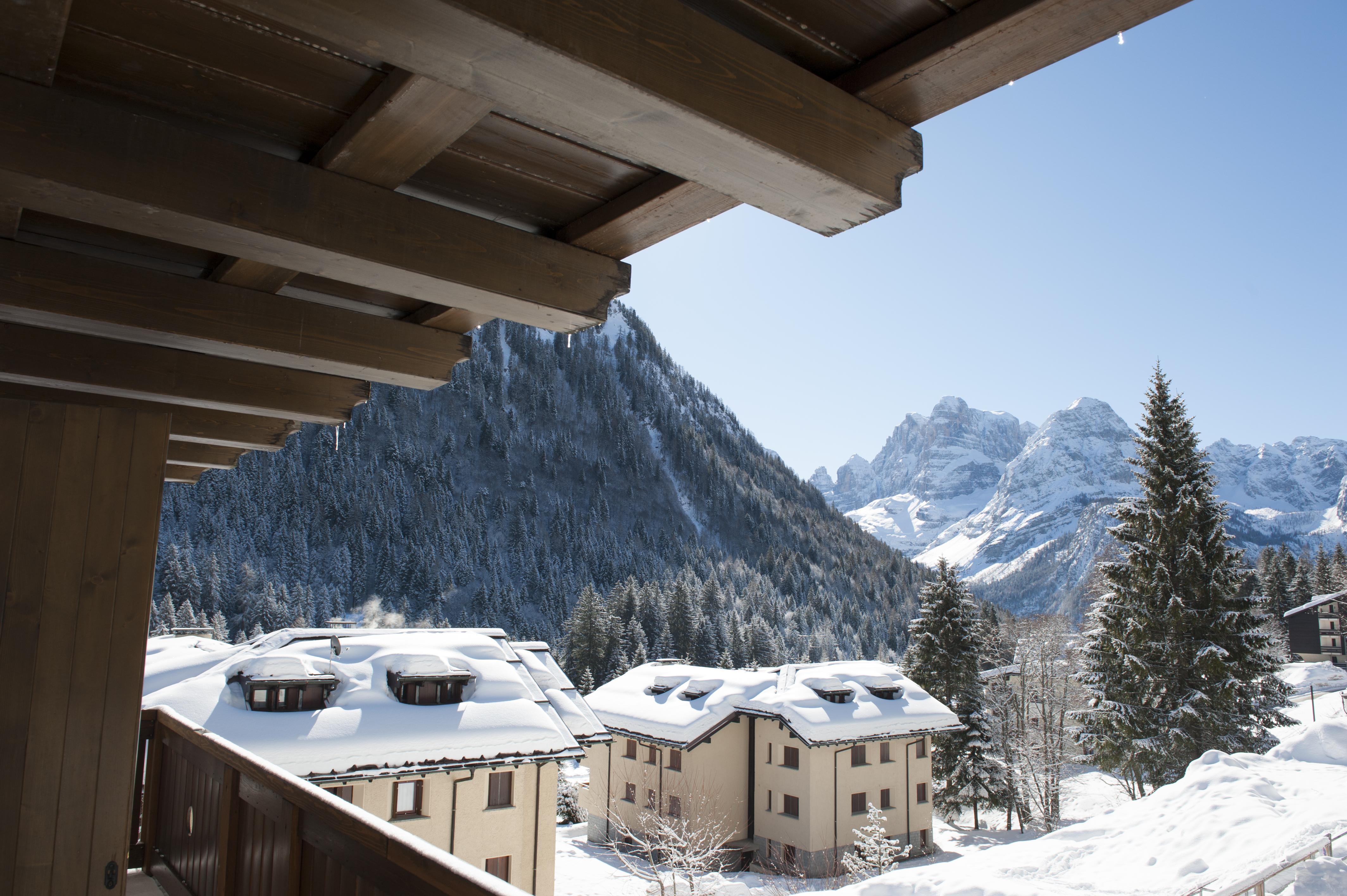 Hotel Perla Madonna di Campiglio Exterior photo